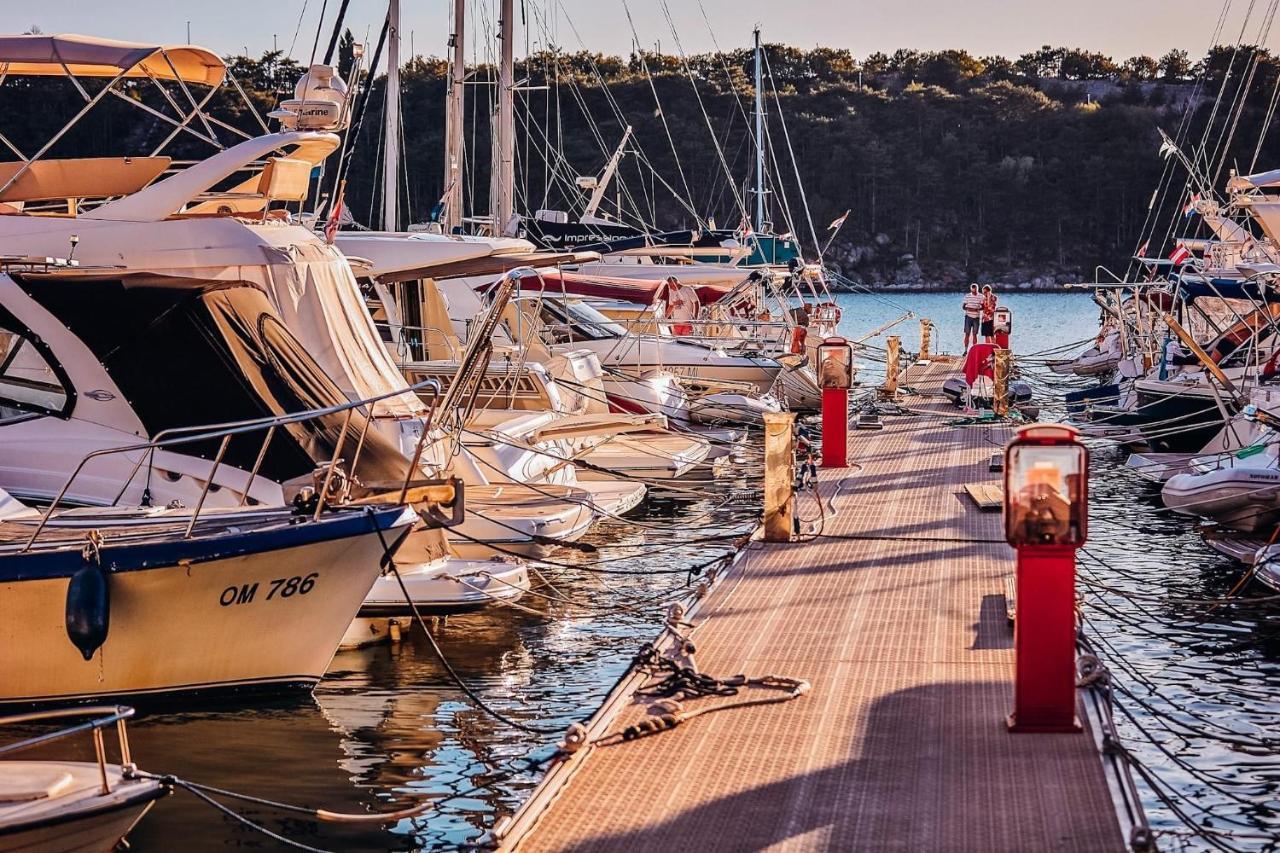 Ela I Gabi Omišalj Exterior foto