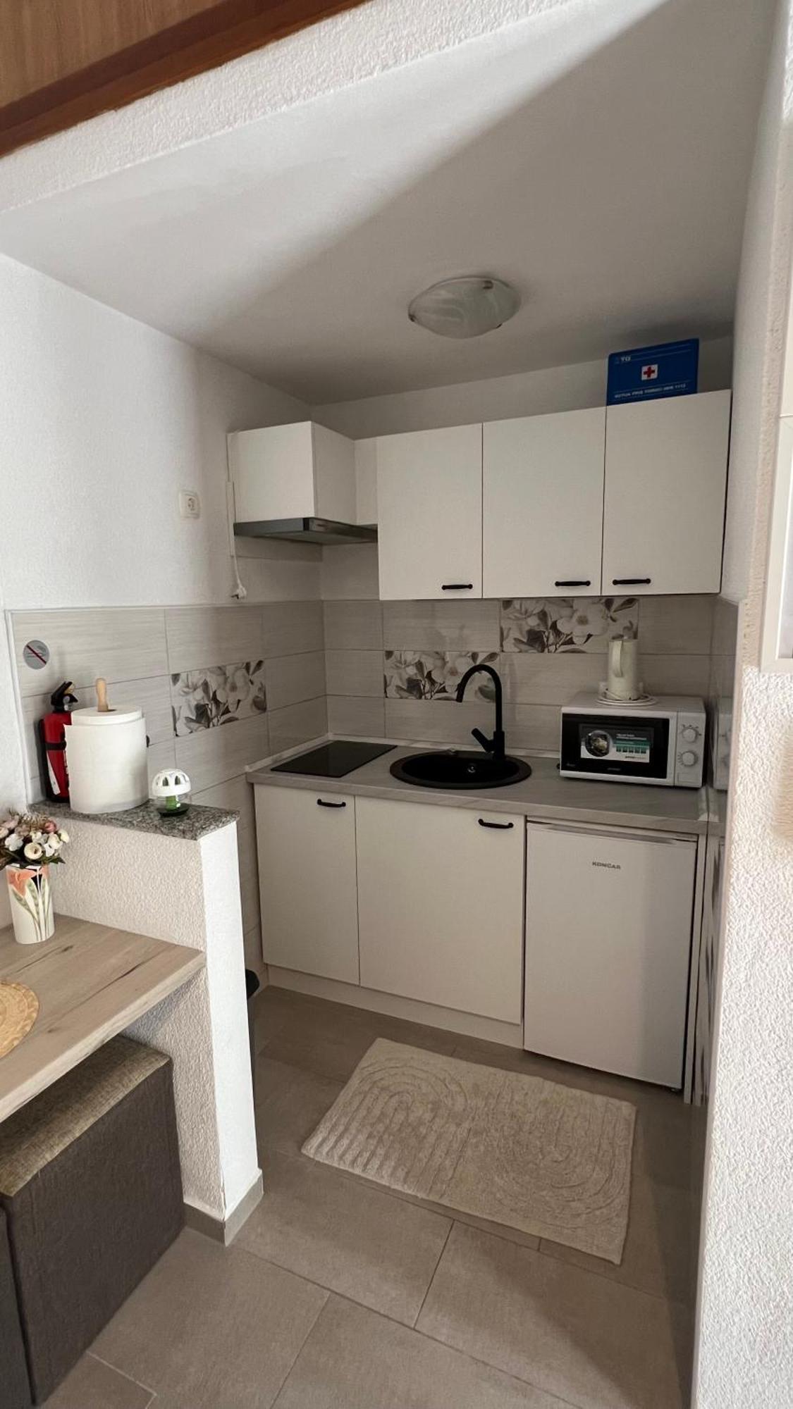 Ela I Gabi Omišalj Exterior foto